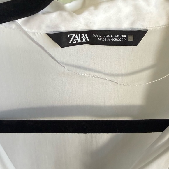 Zara NWOT Gold Button Up - Picture 5 of 8